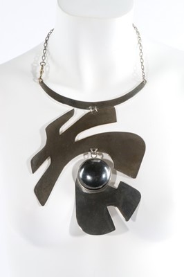 Lot 127 - A good Pierre Cardin futuristic necklace, mid...