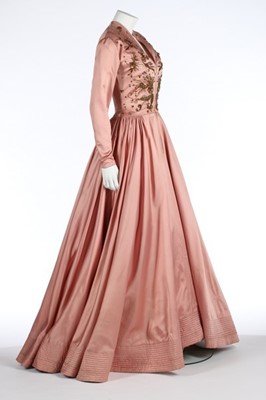 Lot 81 - An early Jacques Fath haute couture ball gown...