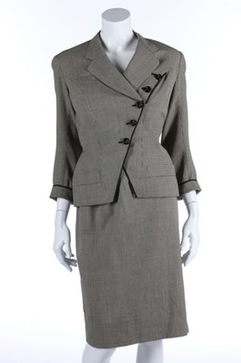 Lot 105 - A Pierre Balmain couture black and white...