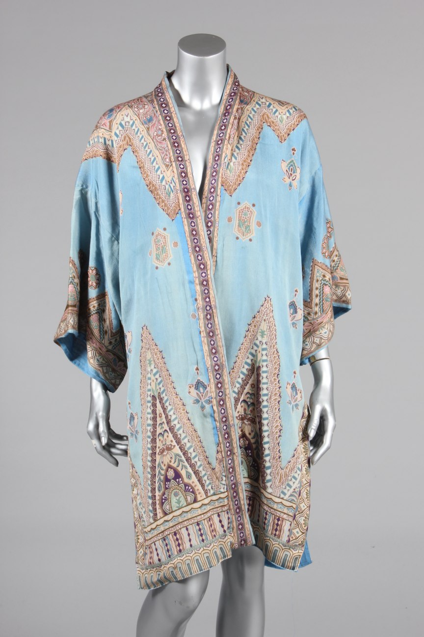 Lot 229 - A group of 1920s-30s clothing, including a