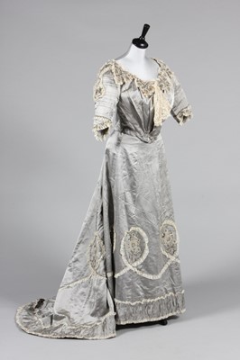 Lot 352 - A Christine Nilson silver-grey satin evening...