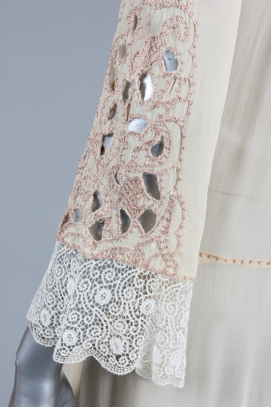 Ivory White Chiffon Intricate Embroidered Straight Cut Elegant Festive Wear main image 0