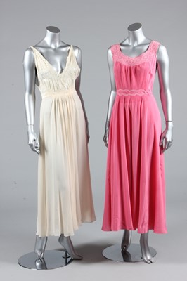 Lot 281 - A group of day wear and lingerie, mainly 1930s-...