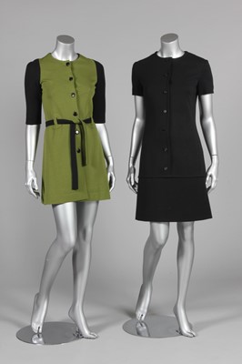 Lot 114 - A Chloe olive green and black jersey mini...